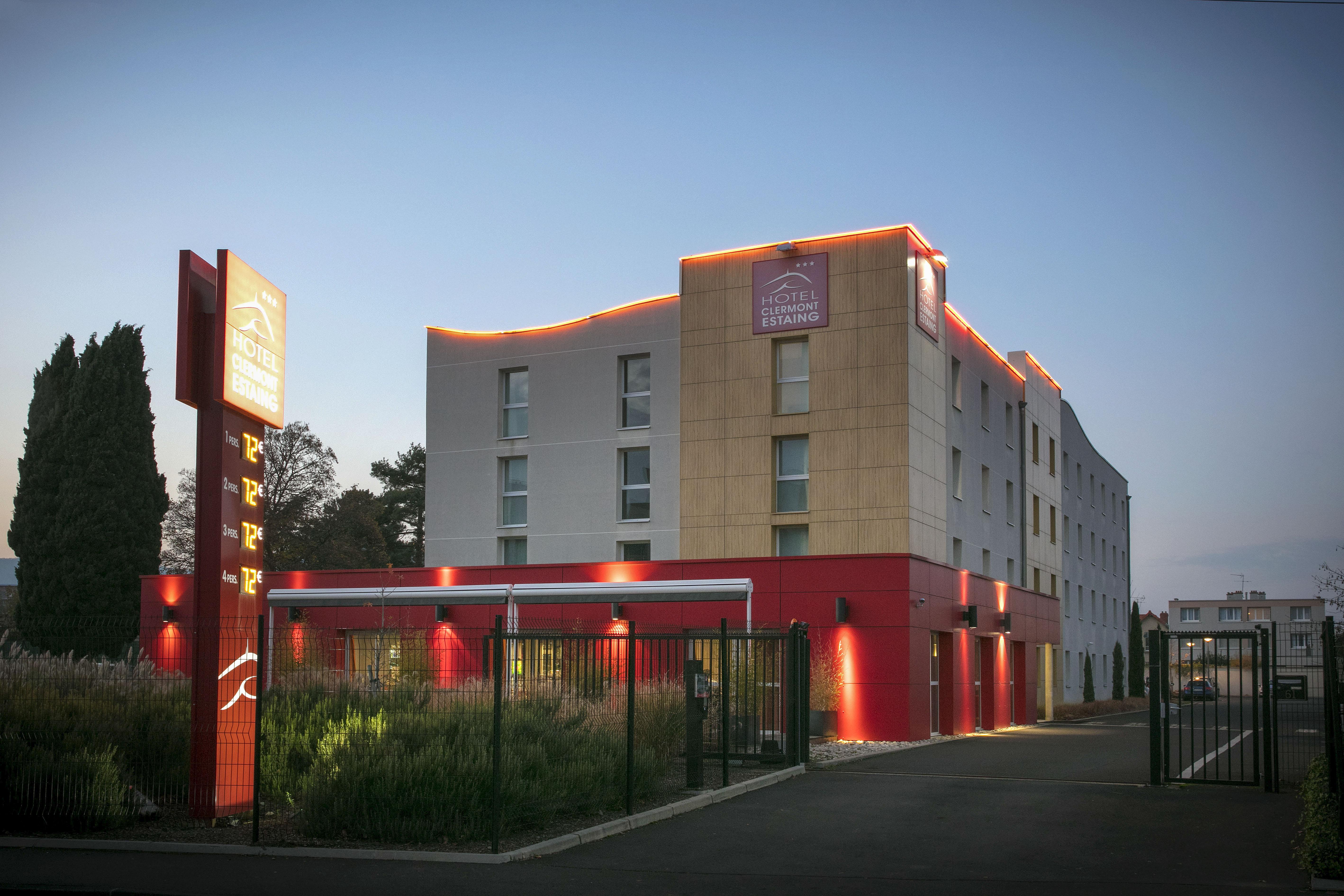Estaing Hotel 3*